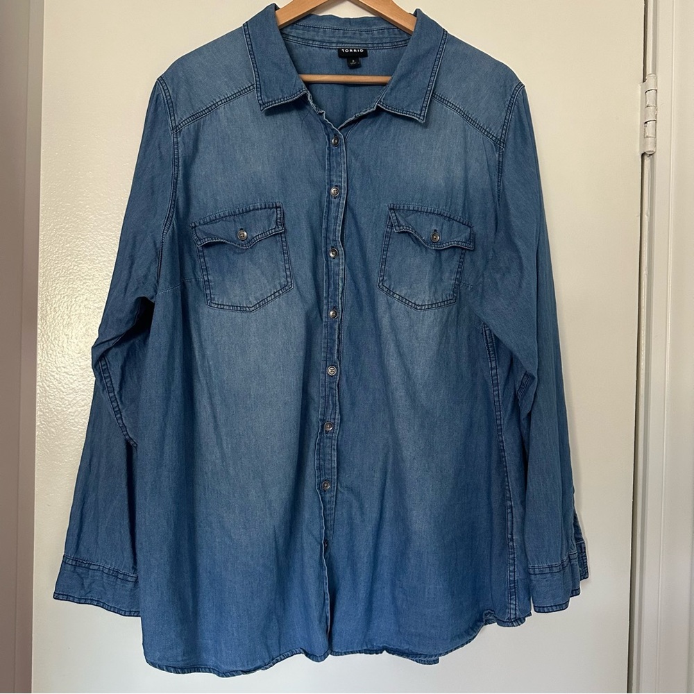 Torrid Blue Denim Shirt Size 3